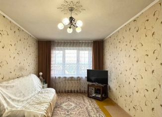 Продажа трехкомнатной квартиры, 69.1 м2, городской посёлок Берёзовка, улица Чкалова, 19