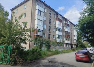 Аренда 2-ком. квартиры, 43 м2, Уфа, улица Блюхера, 15/1