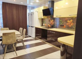 Продам 3-ком. квартиру, 82.2 м2, Ярославль, улица Ньютона, 31к2