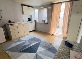 Сдаю в аренду 2-комнатную квартиру, 35 м2, Махачкала, улица Коркмасова, 118