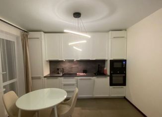 Сдается в аренду 3-комнатная квартира, 70.2 м2, поселок Битца, Южный бульвар, 5