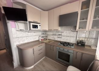 Продается двухкомнатная квартира, 51 м2, Псков, улица Рокоссовского, 13