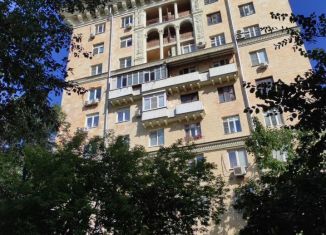 Сдается в аренду 3-комнатная квартира, 72 м2, Москва, Платовская улица, 4, метро Киевская