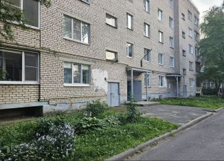 Продам 3-ком. квартиру, 60.7 м2, Череповец, проспект Победы, 180
