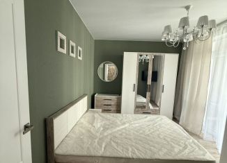 2-комнатная квартира в аренду, 48 м2, Крым, проспект Александра Суворова, 107