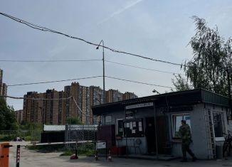 Продам гараж, 18 м2, Санкт-Петербург, метро Улица Дыбенко