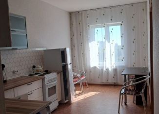 Сдам в аренду 2-ком. квартиру, 60 м2, Пермь, улица Красные Казармы, 69, ЖК Арсенал