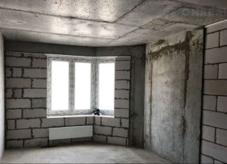 Продам 1-ком. квартиру, 43 м2, Махачкала, улица Энгельса, 42