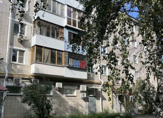 Продаю трехкомнатную квартиру, 52.4 м2, Курган, улица Коли Мяготина, 56
