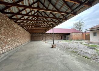 Сдается в аренду помещение свободного назначения, 400 м2, Грозный, улица К. Айдамирова, 13, Шейх-Мансуровский район