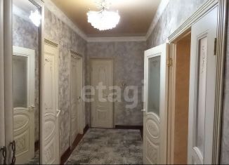 Продается 4-комнатная квартира, 130 м2, Ингушетия, улица Бота Гагиева, 3