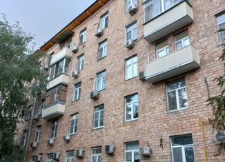 Продам трехкомнатную квартиру, 76.5 м2, Москва, улица Юлиуса Фучика, 11/13, метро Маяковская