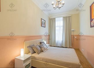 Сдаю в аренду 3-ком. квартиру, 80 м2, Санкт-Петербург, улица Восстания, 3-5, муниципальный округ Смольнинское