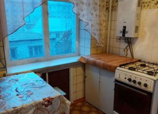 Сдам в аренду 3-комнатную квартиру, 57 м2, Белая Калитва, улица Лермонтова, 6