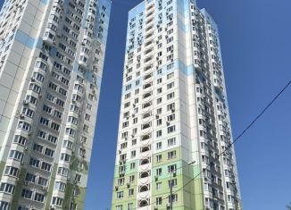 Продам 3-ком. квартиру, 75 м2, Москва, Симферопольский бульвар, исторический район Волхонка-ЗИЛ