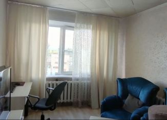 Двухкомнатная квартира на продажу, 53 м2, Яранск, Лагуновская улица, 67А