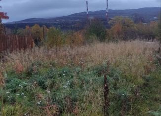 Продаю земельный участок, 6 сот., поселок городского типа Никель, площадь Ленина