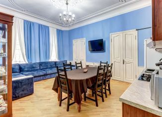 Сдается в аренду трехкомнатная квартира, 108 м2, Санкт-Петербург, набережная реки Фонтанки, 64, метро Достоевская
