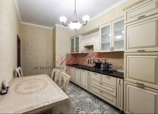 Сдается 2-ком. квартира, 66 м2, Ставрополь, улица Спартака, 2, микрорайон № 3