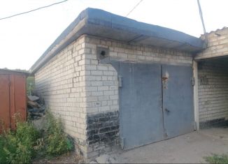 Продаю гараж, 30 м2, Новоульяновск, улица Мира