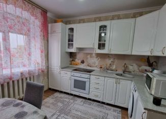 Продажа 3-ком. квартиры, 81 м2, Ялуторовск, Тюменская улица