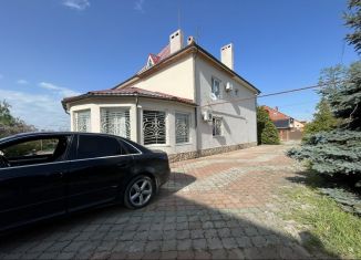 Продам дом, 238 м2, поселок городского типа Черноморский, улица Лермонтова