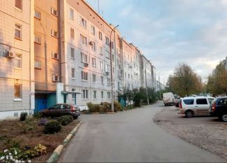 Продается двухкомнатная квартира, 52 м2, Можга, микрорайон Вешняковский, 9