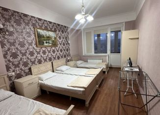 Сдается 2-ком. квартира, 102 м2, Дагестан, Приморская улица, 56