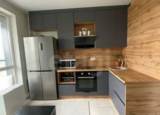 Продаю двухкомнатную квартиру, 49.1 м2, Тюмень, ЖК Озёрный Парк, Полевая улица, 117к1