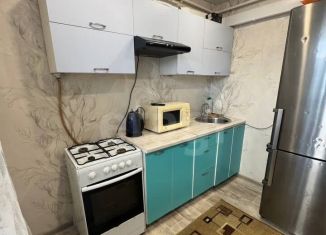 Продаю двухкомнатную квартиру, 52 м2, Миасс, улица 60 лет Октября, 8