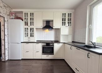 Продам 2-ком. квартиру, 61.2 м2, посёлок Парголово, Юкковское шоссе, 14к6