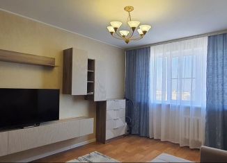 Сдаю в аренду 1-ком. квартиру, 44 м2, Ростов-на-Дону, улица Зорге, 15