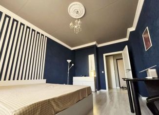 Сдаю 1-комнатную квартиру, 40 м2, Новосибирск, улица Добролюбова, 16/1