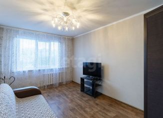 Продается двухкомнатная квартира, 53.2 м2, Тюмень, улица Елизарова, 49