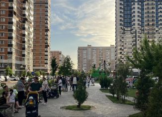 Продам торговую площадь, 40.22 м2, Краснодарский край, Адмиралтейский бульвар, 1