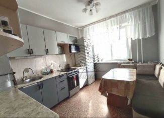 Продается 2-комнатная квартира, 47.2 м2, Старый Оскол, микрорайон Заречье, 6