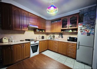 Продаю 4-ком. квартиру, 104 м2, Чита, улица Кирова, 41