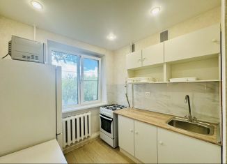 Сдаю 2-ком. квартиру, 44 м2, посёлок ЛМС, микрорайон Центральный, 25