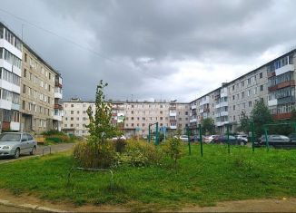 Продам трехкомнатную квартиру, 58.4 м2, Серов, улица Каляева, 65