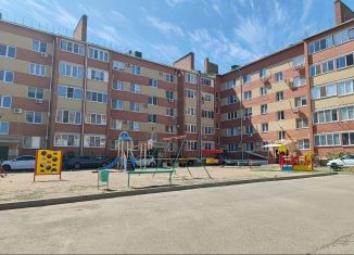 Продажа двухкомнатной квартиры, 62 м2, Ейск, Казачья улица, 2Г