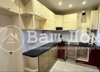 Двухкомнатная квартира на продажу, 50 м2, Североморск, улица Колышкина, 9