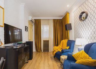 Продаю 2-комнатную квартиру, 71.2 м2, Ростов-на-Дону, улица Малюгиной, 220/84