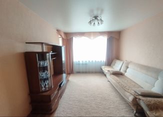 Продажа двухкомнатной квартиры, 48.7 м2, Глазов, улица 70 лет Октября, 15