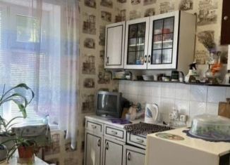 Продается 1-комнатная квартира, 37.5 м2, Старый Оскол, микрорайон Жукова, 22