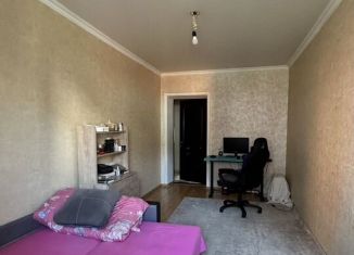 Продаю 2-комнатную квартиру, 54 м2, Махачкала, улица Магомета Гаджиева, 208