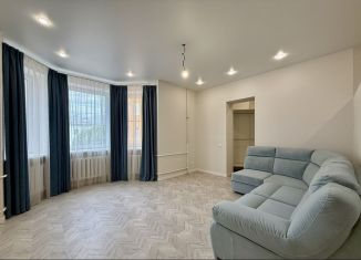 Продам 2-комнатную квартиру, 70.3 м2, Смоленск, Коммунистическая улица, 22