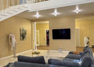 Продам дом, 360 м2, село Чигири, Центральная улица