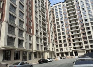 Продам 2-ком. квартиру, 93 м2, Махачкала, Газпромная улица, 15к8