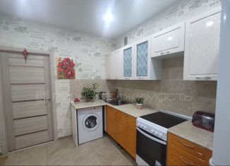 Продаю 1-ком. квартиру, 40.4 м2, Киров, улица Сурикова, 33А