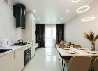 Продается 2-ком. квартира, 62.7 м2, Калининград, улица Героя России Виталия Мариенко, 3